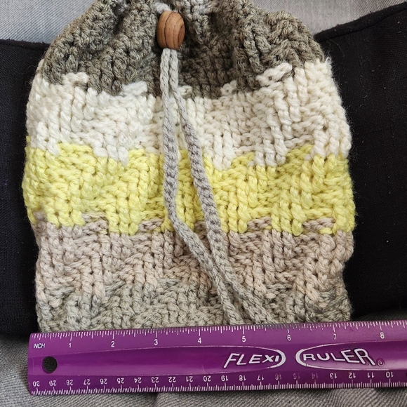 Handmade crochet bag - Picture 3 of 5